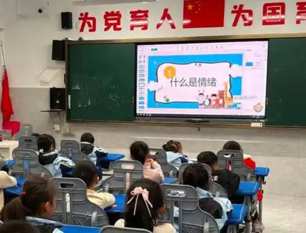 爱是一剂良药就让我们把爱的火炬传递给学生为爱插上翅膀 爱是一剂良药就让我们把爱的火炬传递给学生为爱插上翅膀