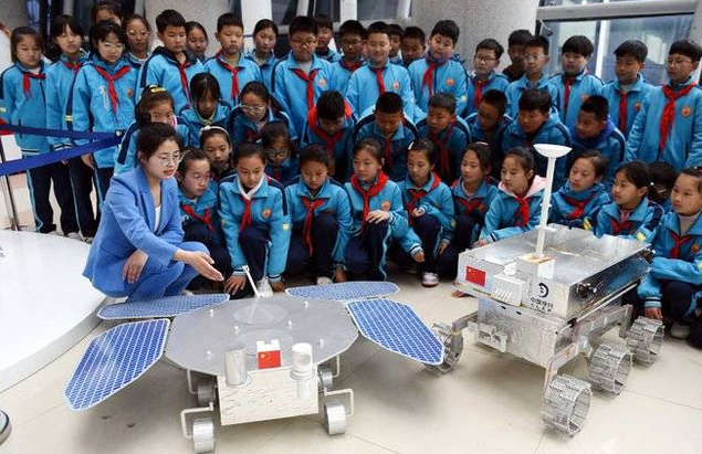馆校合作并非偶然小学是一所以航天科技教育为特征的校园 馆校合作并非偶然小学是一所以航天科技教育为特征的校园